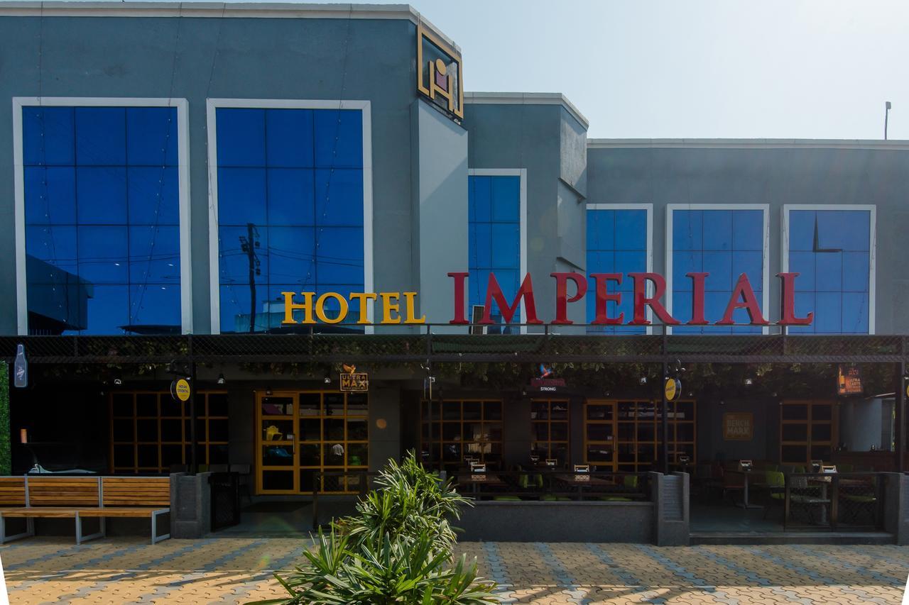 Oyo 13857 Hotel Imperial Umele Экстерьер фото