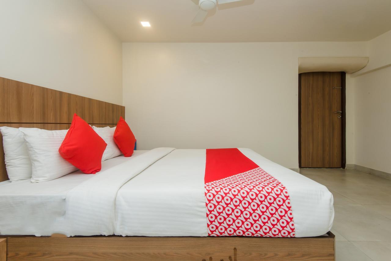 Oyo 13857 Hotel Imperial Umele Экстерьер фото